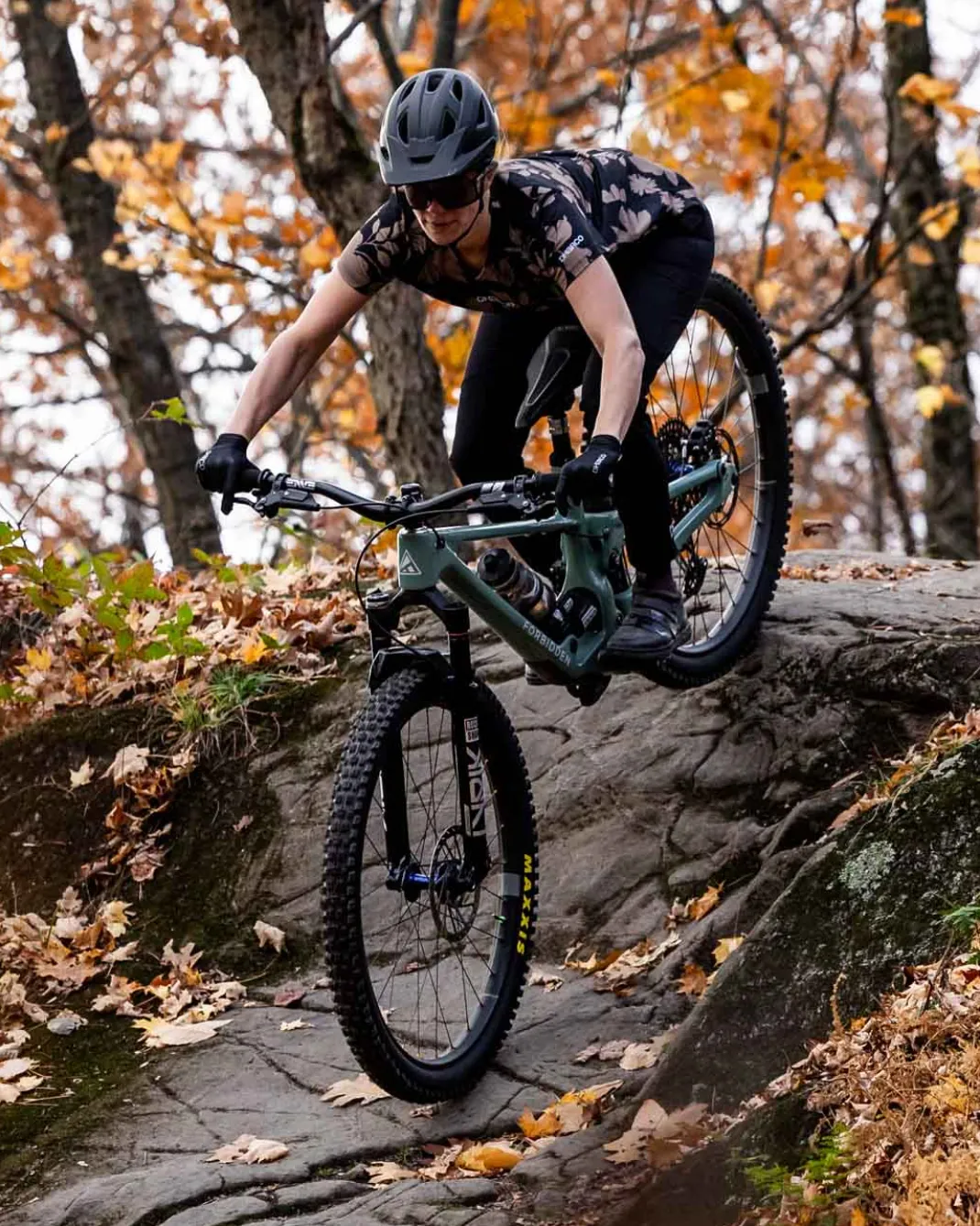 Womens Short Sleeve Jersey | Louis