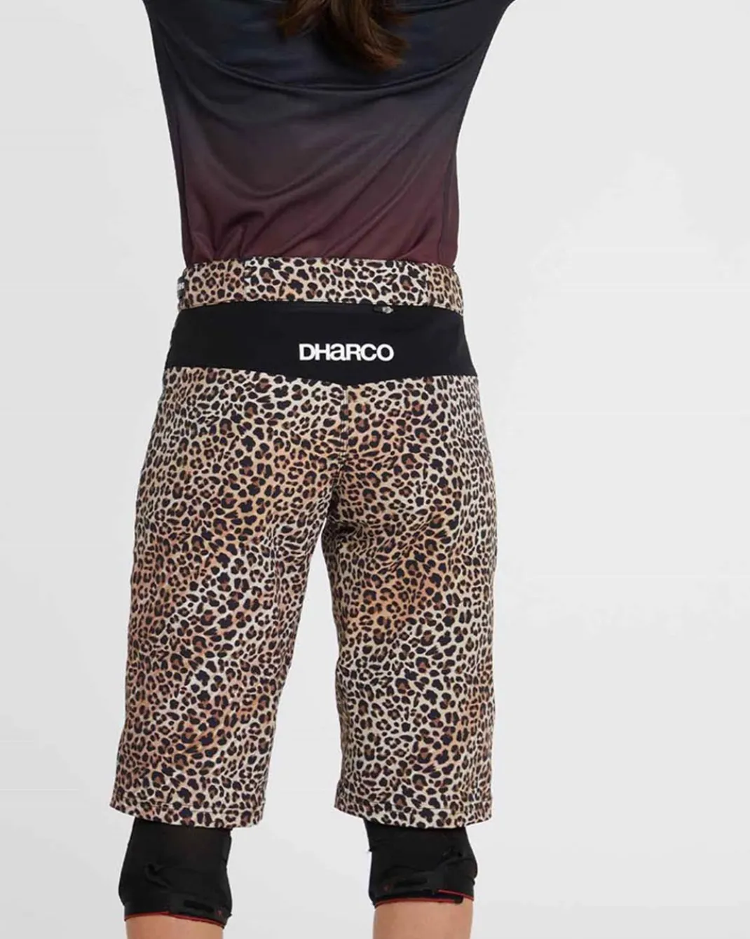 Womens Gravity Shorts | Leopard